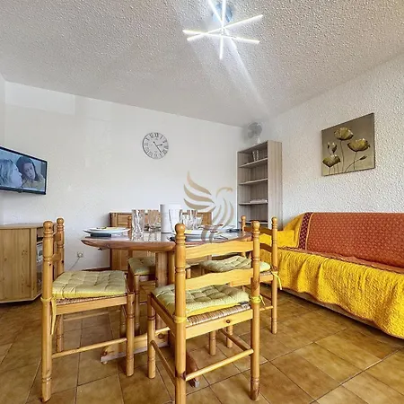 Apartment Blue Toscane T2 Terrasse, Parking Wi-fi Sainte-Maxime