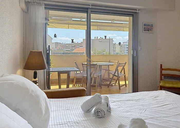 Blue Toscane • T2 + Terrasse, Garage Et Wi-fi